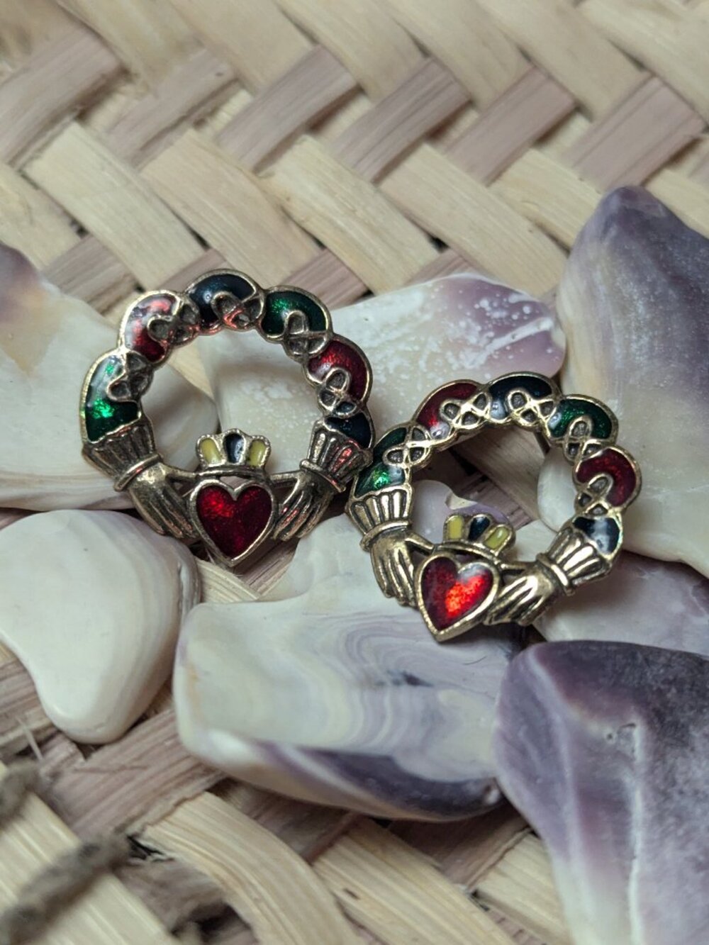 VINTAGE SOLDOR MIRACLE LOVE HEART HANDS CROWN CELTIC KNOT earrings